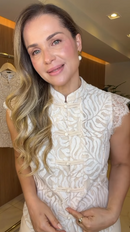 Blusa de Renda Creme Gola Alta com Botões Chineses - Creme
