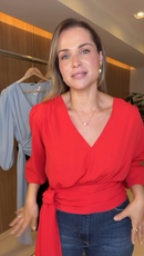 Blusa Transpassada com Amarração e Lastex - Vermelho