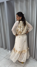Conjunto Creme Bordado Dourado Blusa Ciganinha e Saia Longa - Creme