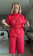 Conjunto Vermelho Cereja Colete com Cinto e Bermuda - Vermelho Cereja