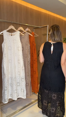 Vestido Midi de Renda Sem Mangas - Laranja