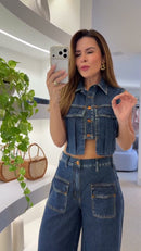 Conjunto Jeans Escuro Colete com Bolsos e Calça Pantalona Cargo - Jeans Azul Escuro