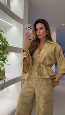 Conjunto Jacquard Floral Dourado Kimono Manga Morcego e Calça Pantalona - Dourado Champagne