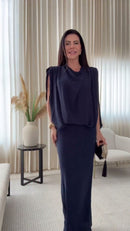 Conjunto Azul Marinho Blusa Manga Kimono Gola Drapeada e Saia Midi - Azul Marinho