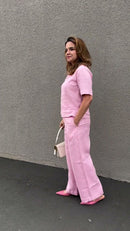 Conjunto 100% Linho Rosa Bebê Blusa Manga Curta e Calça Pantalona - Rosa Bebê