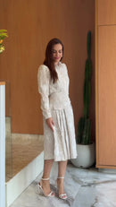 Vestido Chemise Listrado Bordado - Bege Listrado