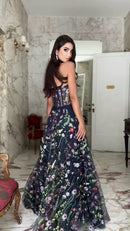 Vestido Festa Bordado Floral - Preto Floral