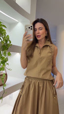 Conjunto Bege Safari Colete Zíper e Saia Midi Franzida - Bege Safari
