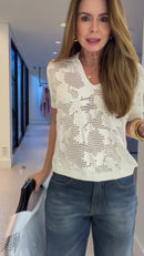 Blusa Croche Floral Manga Curta Gola V - Off-White