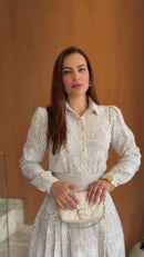 Vestido Chemise Listrado Bordado - Bege Listrado
