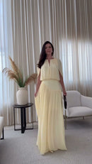Vestido Amarelo Manga Capa - Amarelo Claro