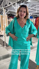 Conjunto Turquesa Blusa Manga Comprida Gola V e Calça Pantalona - Turquesa