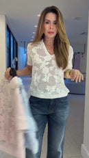 Blusa Croche Floral Manga Curta Gola V - Azul Claro