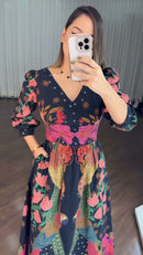 Vestido Longo Estampa Araras - Marinho Estampado