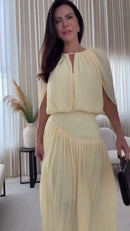 Vestido Amarelo Manga Capa - Amarelo Claro