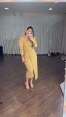 Vestido Midi Envelope Decote Quadrado - Mostarda