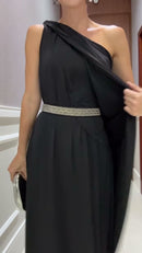 Vestido Longo Preto Um Ombro - Preto