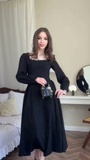 Vestido Midi Poá Manga Bufante - Preto
