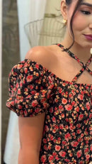 Vestido Midi Floral Ombro a Ombro - Preto Floral